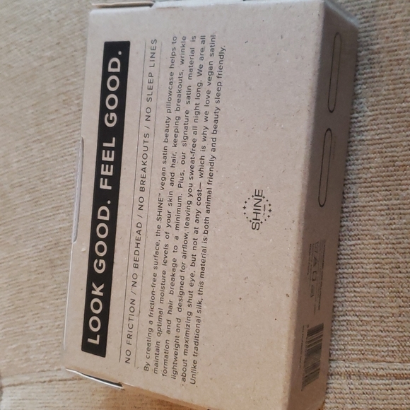 Vegan Satin Pillowcase - Ivory - Picture 2 of 3